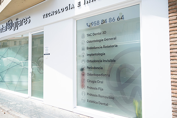 fachada dentistas granada clinica dental ogijares